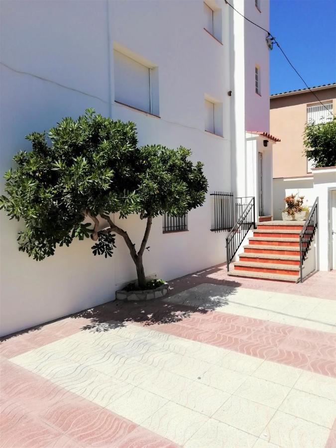 Trill Noray Apartamentos Л'Эстартит Экстерьер фото